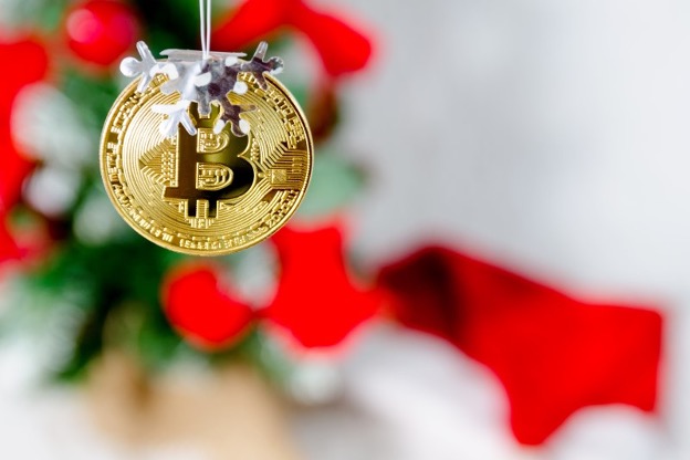 gold coin with bitcoin symbol tree ornament