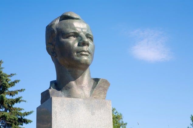 Buste en pierre de Youri Gagarine à Moscou