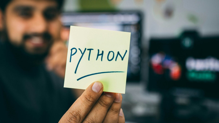 จับโดย Python: 5 เหตุผลที่ Python ได้รับความนิยมในหมู่ผู้เชี่ยวชาญด้านความปลอดภัยทางไซเบอร์