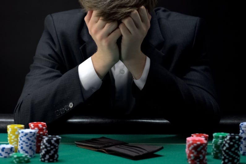 fake crypto trader gambles away 293k in investor funds