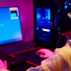 Xbox Users Shift Toward Cloud, PC, and Mobile as Gaming Habits Evolve | TheXboxHub